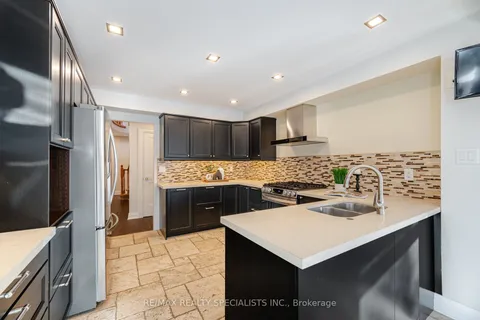 99 Kenpark Avenue, ON L6Z 3K5
