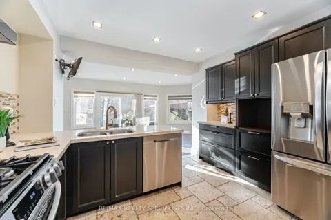 99 Kenpark Avenue, ON L6Z 3K5