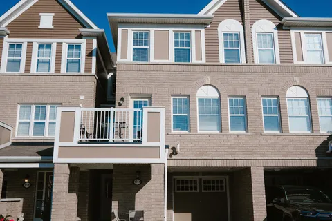1741 Copeland Circle, ON L9T 8Y2