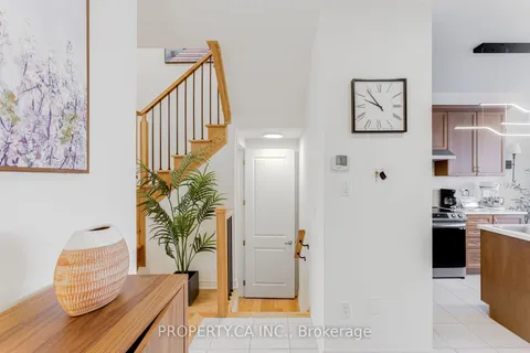 29 Benhurst Crescent, ON L7A 5A2