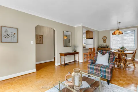 14 Lynnford Drive, ON M9B 1H7