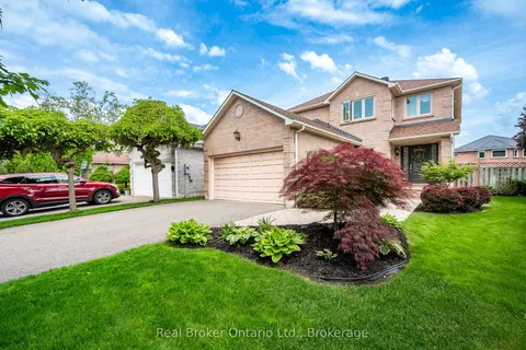 1605 Wintergrove Gardens, ON L5M 3Z9
