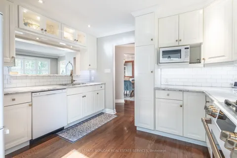 2217 Lancaster Crescent, ON L7P 3G4