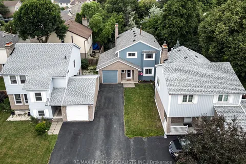 45 Neuchatel Place, ON L5N 6A7