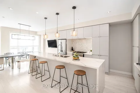177 Huguenot Road, ON L6H 0L4