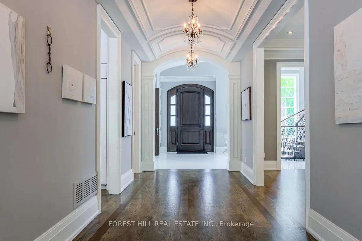 271 Westdale Road, ON L6H 4Z7