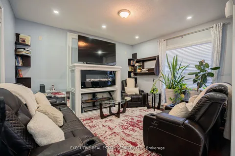 27 Savita Road, ON L7A 3V1