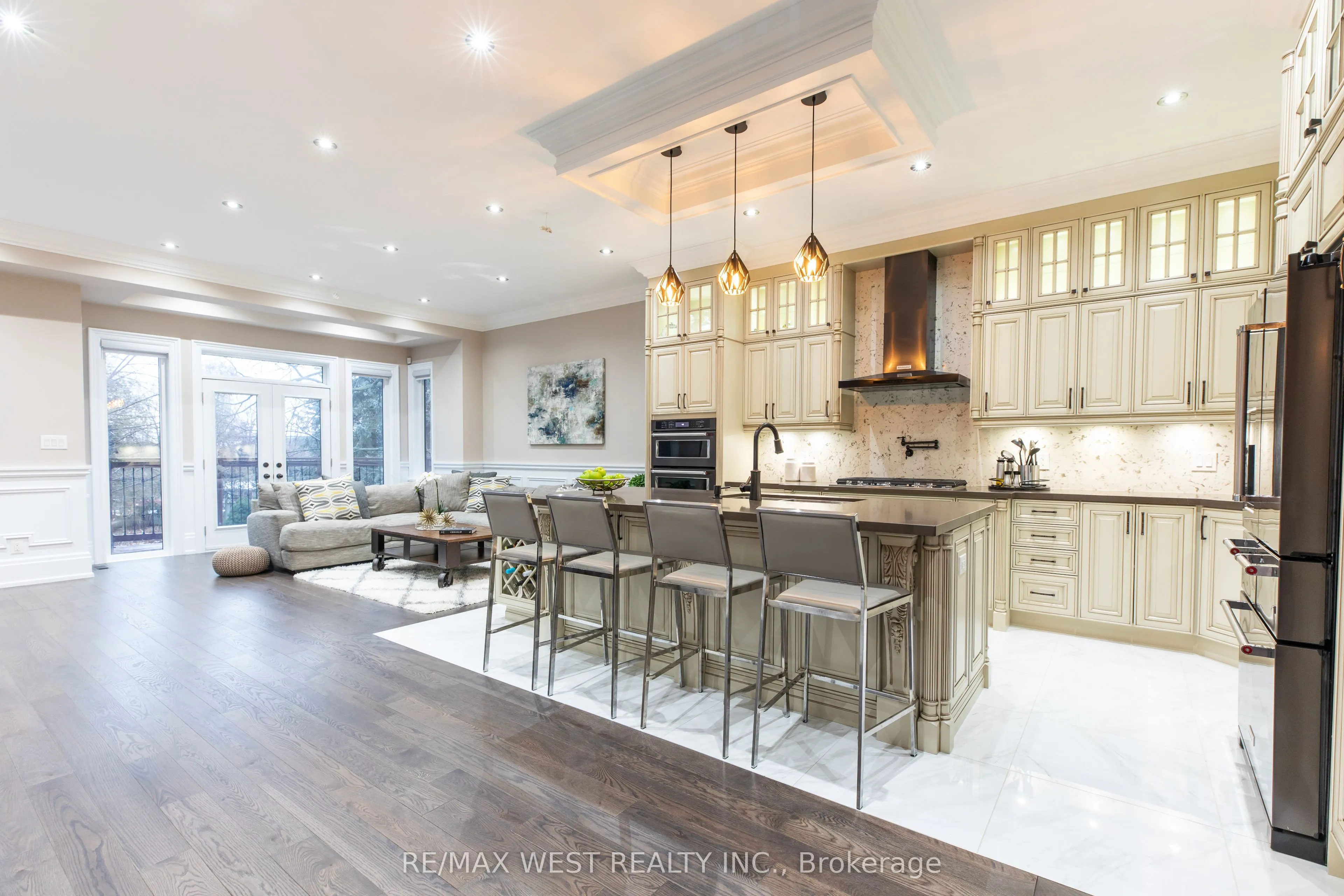 91B Park Street, ON L5H 1L2