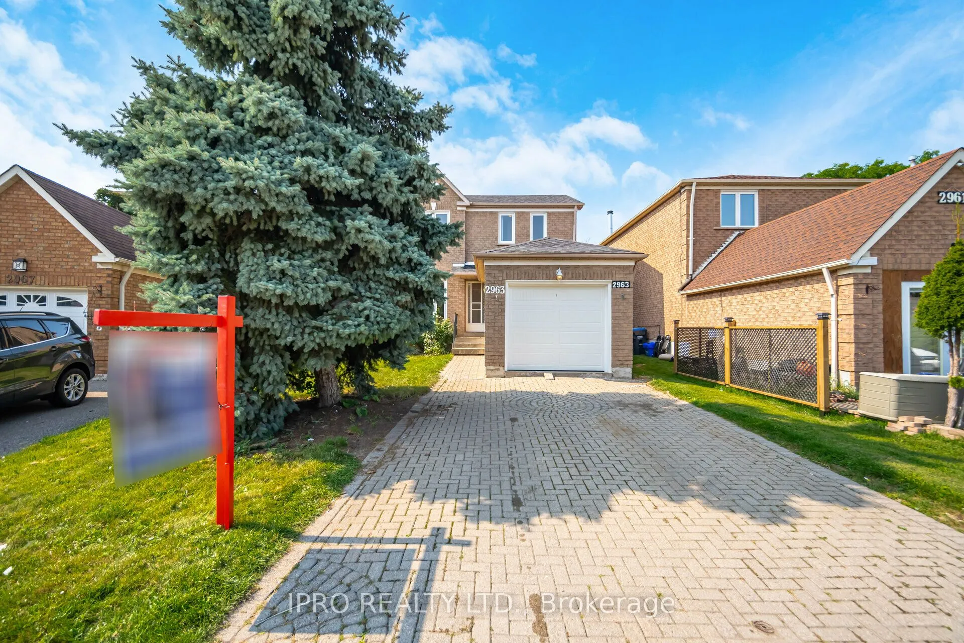 2963 Gulfstream Way, ON L5N 6J9