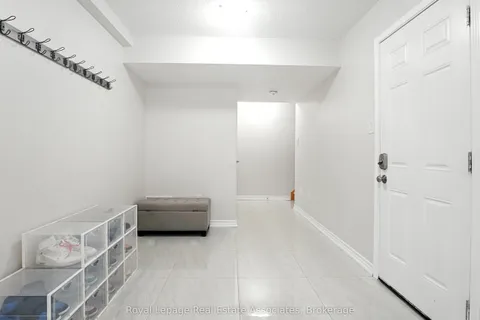 264 Casson Point, ON L9E 0A1