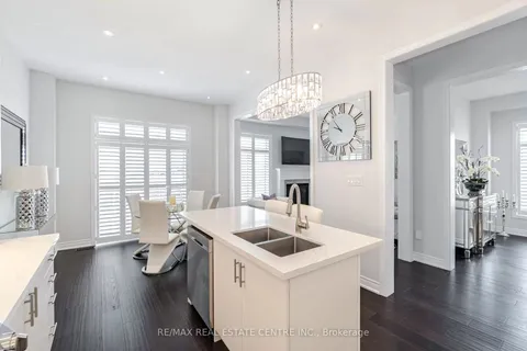 9 Calico Court, ON L7G 0M1