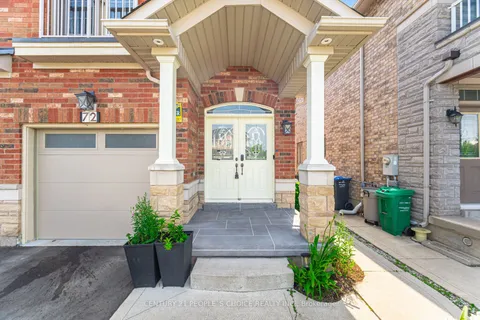 72 Crystalview Crescent, ON L6P 2S3