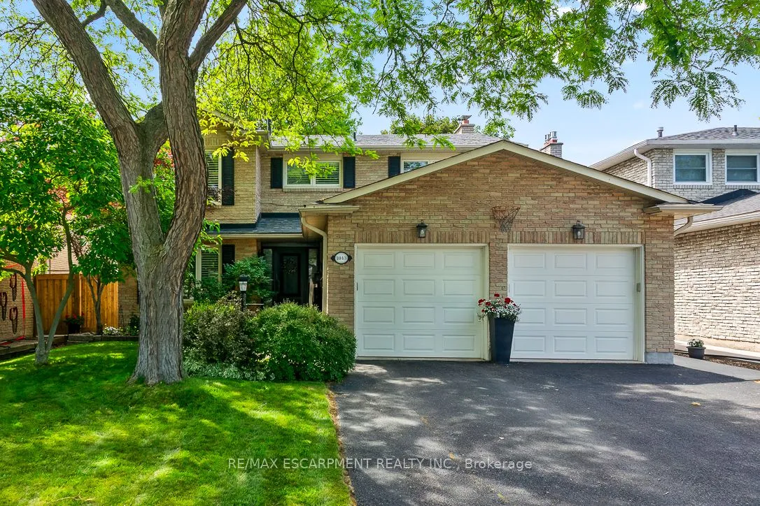 1043 Vanier Drive, ON L5H 3W8