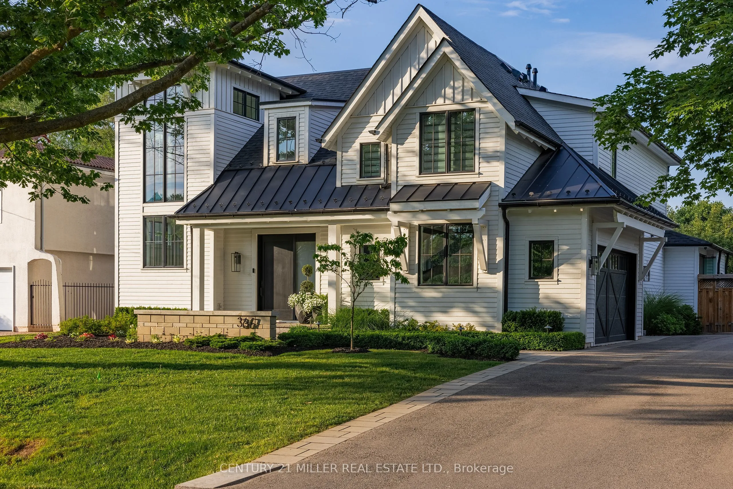 367 Seaton Drive, ON L6L 3X9