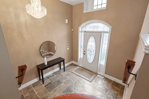 15 Eaglesprings Crescent, ON L6P 2V8