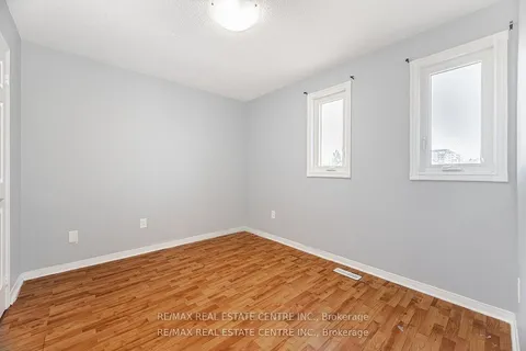 43 Horsham Street, ON L6X 3R4