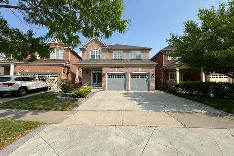 3860 Henrietta Way, ON L5M 7Y4