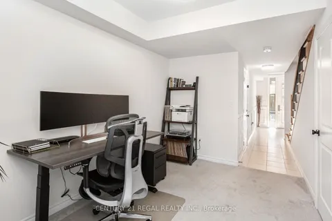 24 Arcola Street, ON L6P 4N7