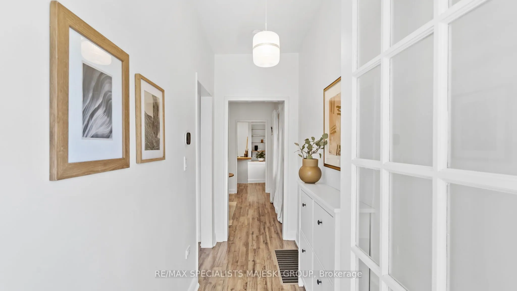 23 Vanevery Street, ON M8V 1Y5