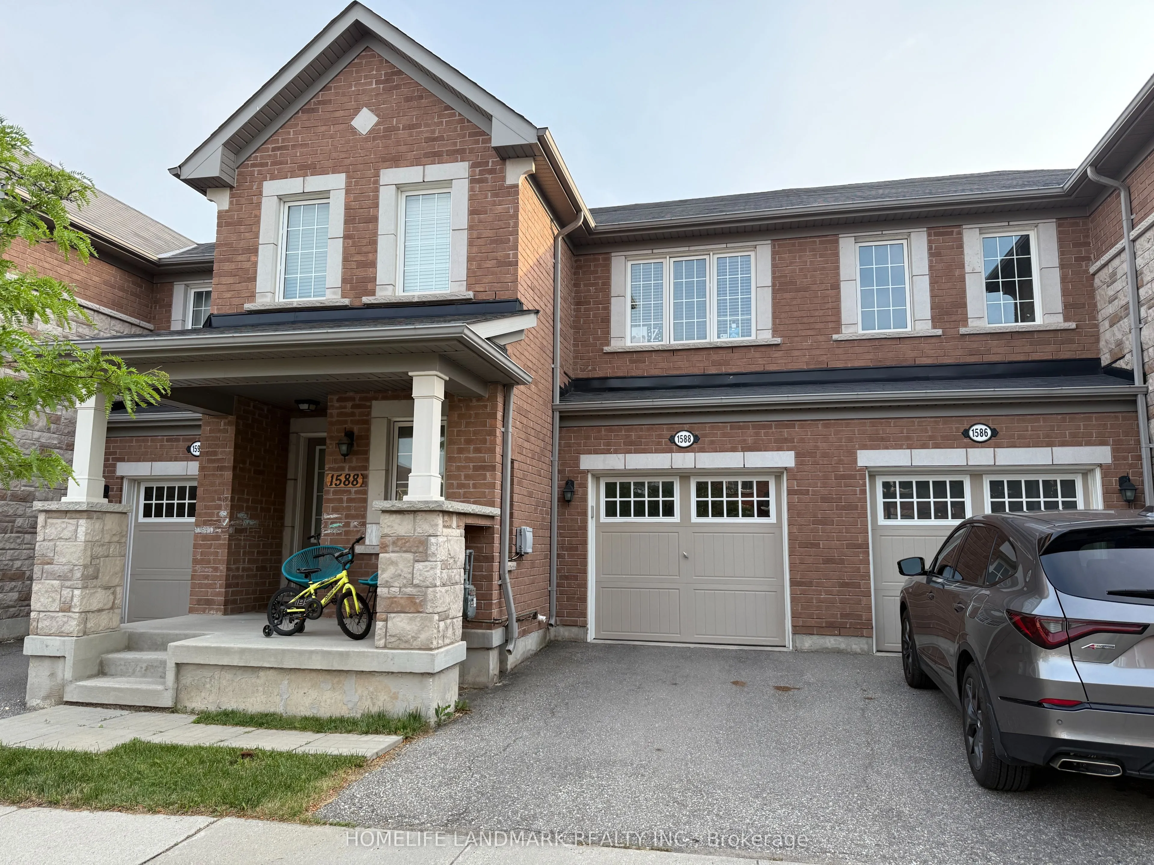 1588 Gainer Crescent, ON L9T 8Y3