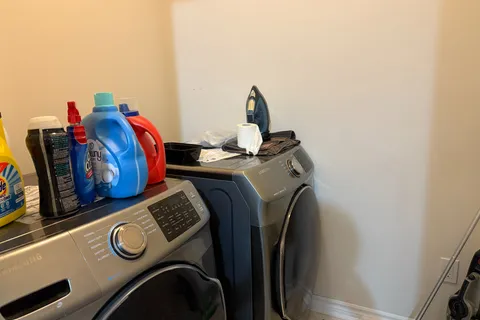 1588 Gainer Crescent, ON L9T 8Y3