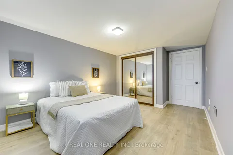 5452 Croydon Road, ON L7L 3J4