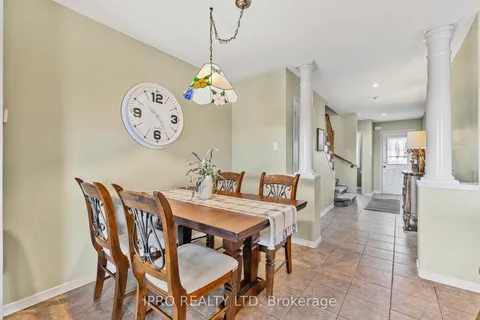 11 Alderbrook Place, ON L7E 1V3