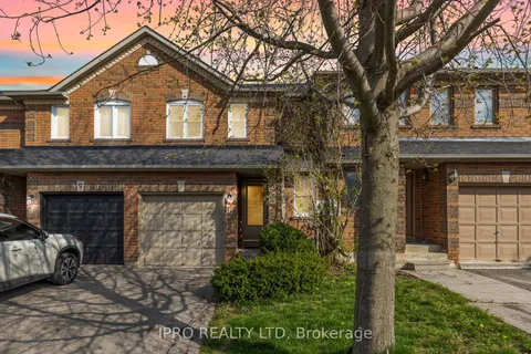 11 Alderbrook Place, ON L7E 1V3
