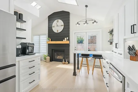 66 Curry Crescent, ON L7G 5T1