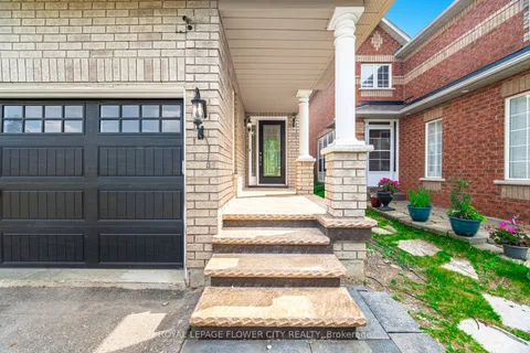 61 Headwater Road, ON L7E 2W4