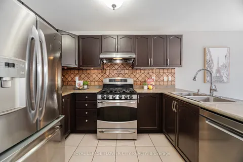 61 Headwater Road, ON L7E 2W4