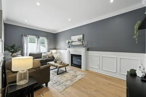 77 Esposito Drive, ON L7E 1T5