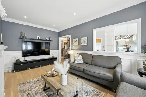 77 Esposito Drive, ON L7E 1T5