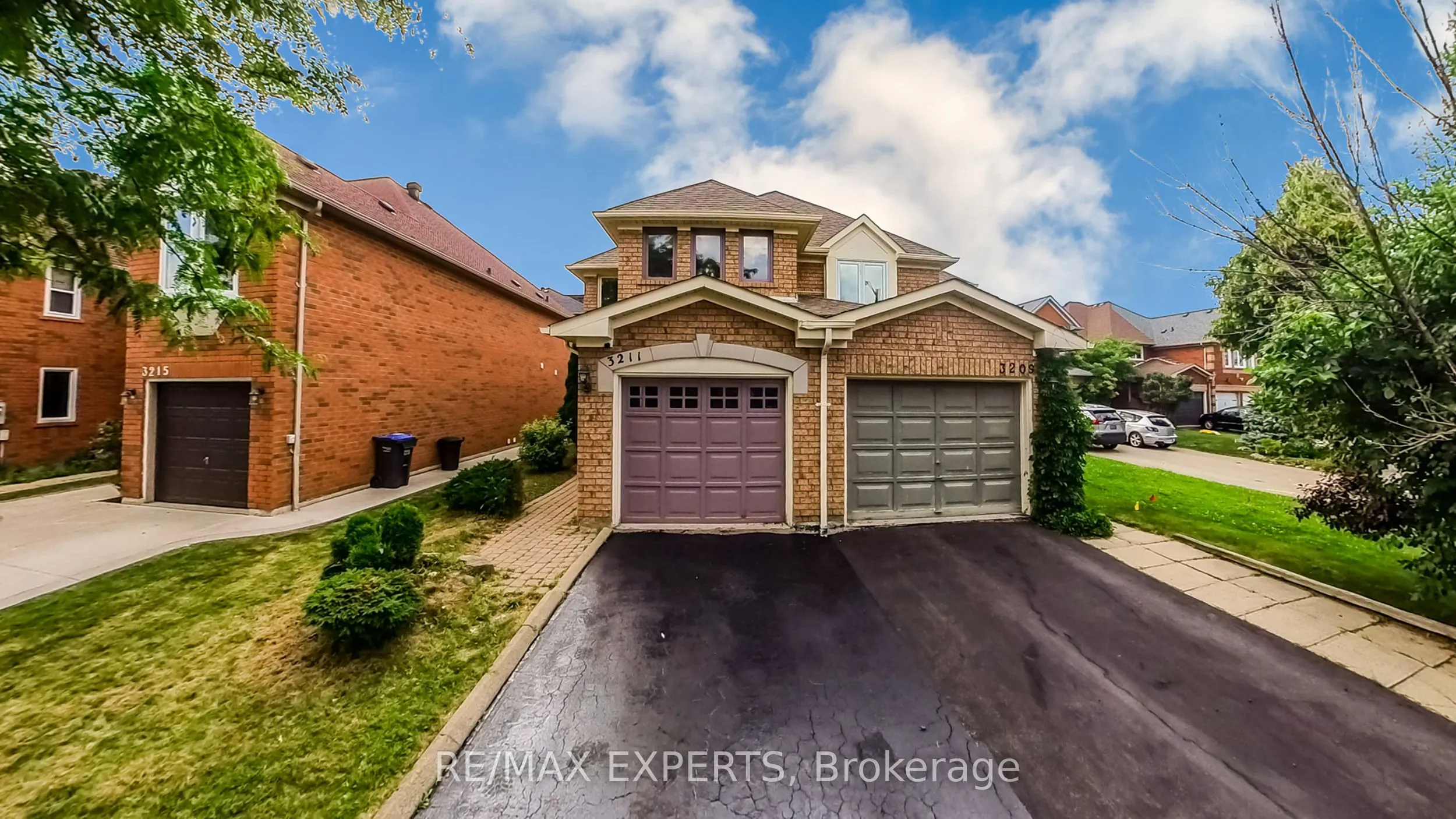 3211 Coralbean Place, ON L5N 7C9