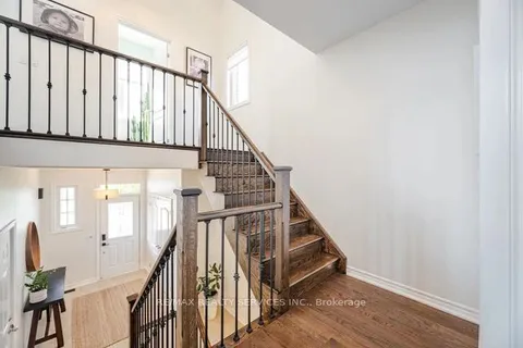 6 Kearny Avenue, ON L7C 3N9