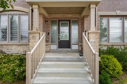 6 Summerbeam Way, ON L6Y 6K5