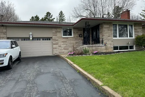 231 Elizabeth Street, ON L6Y 1S2