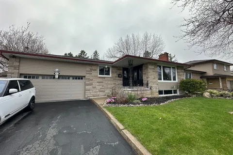 231 Elizabeth Street, ON L6Y 1S2