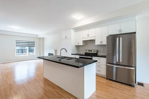 21 Lambert Lane, ON L7E 4M5