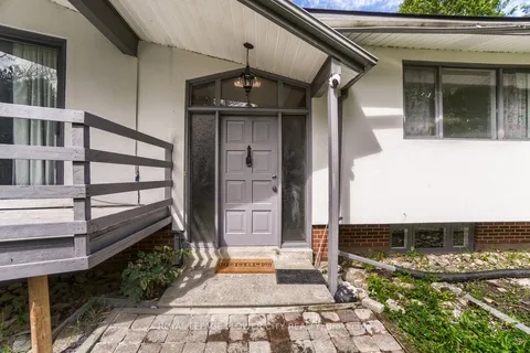5812 Beech Grove, ON L7K 0M7