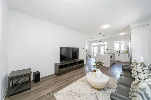 1742 Thames Circle, ON L9E 1Y5
