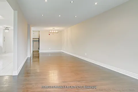 581 Hayward Crescent, ON L9T 4T8