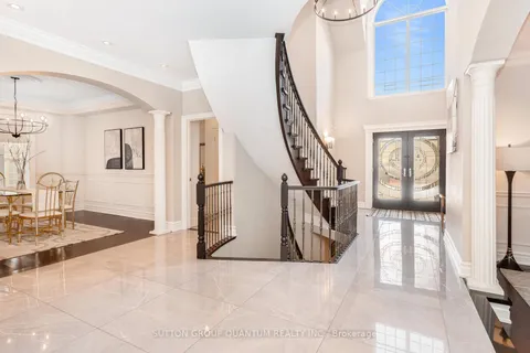 3868 O'Neil Gate, ON L5L 5X6