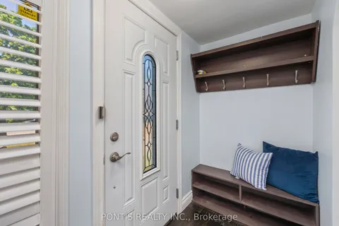 438 ABERFOYLE Court, ON L4Z 2J6