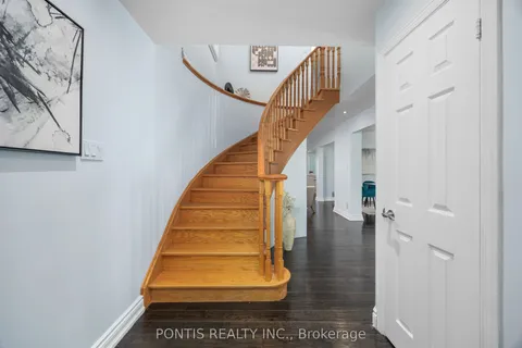 438 ABERFOYLE Court, ON L4Z 2J6