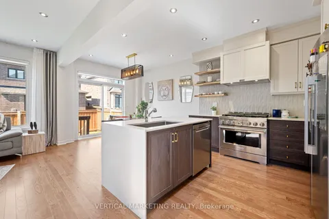 1574 Kovachik Boulevard, ON L9E 1T4