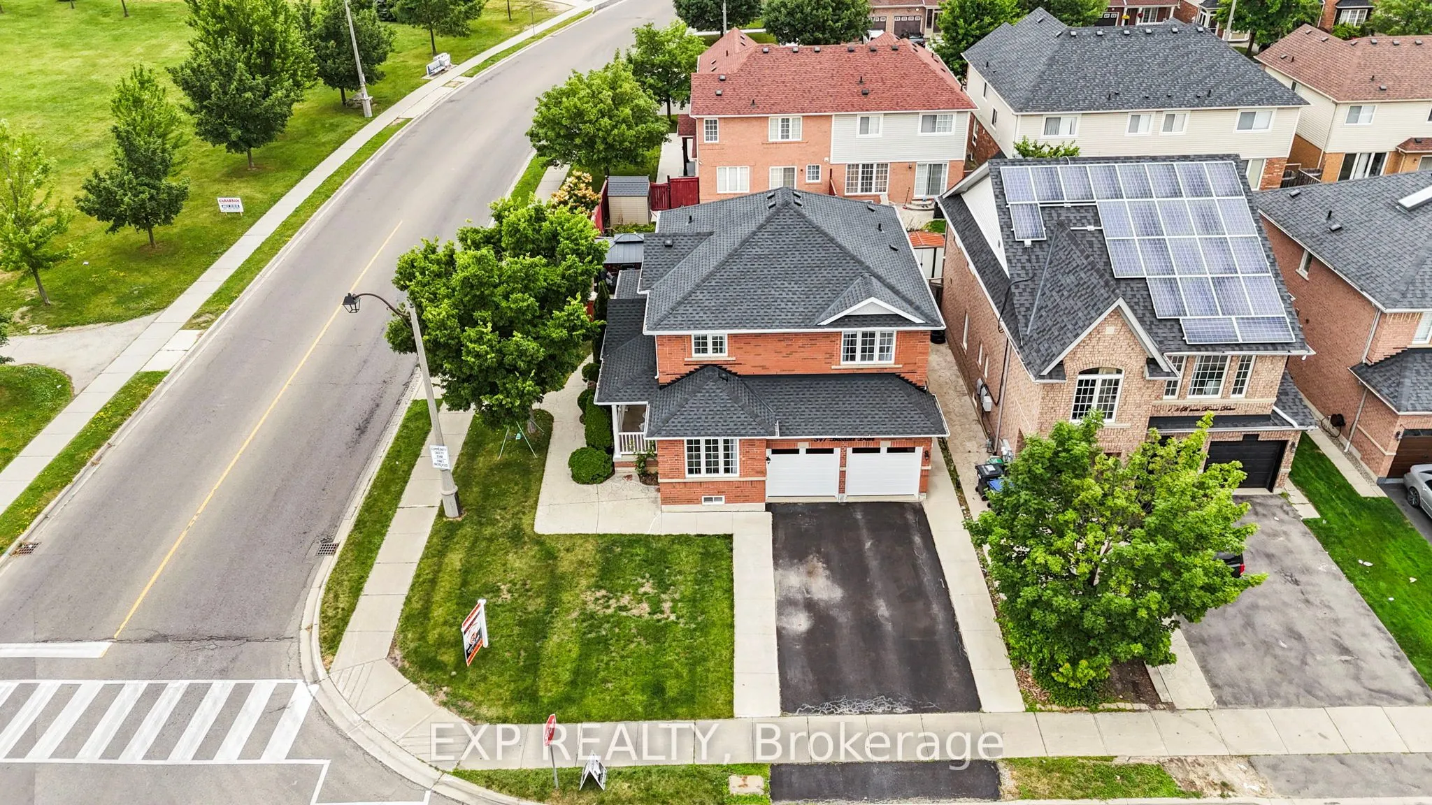 347 Brisdale Drive, ON L7A 3M6