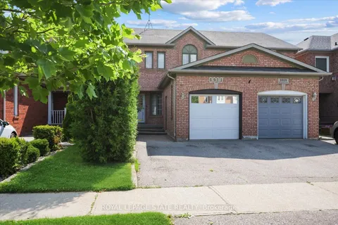 6911 Bansbridge Crescent, ON L5N 6T1