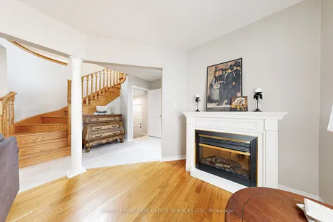 2036 Shady Glen Road, ON L6M 3T4