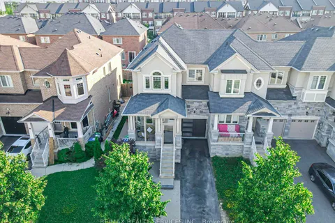 18 Merrickville Way, ON L6Y 0V8